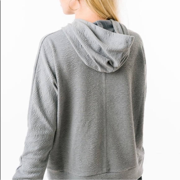 Zyia gray textured hoodie - Picture 11 of 12